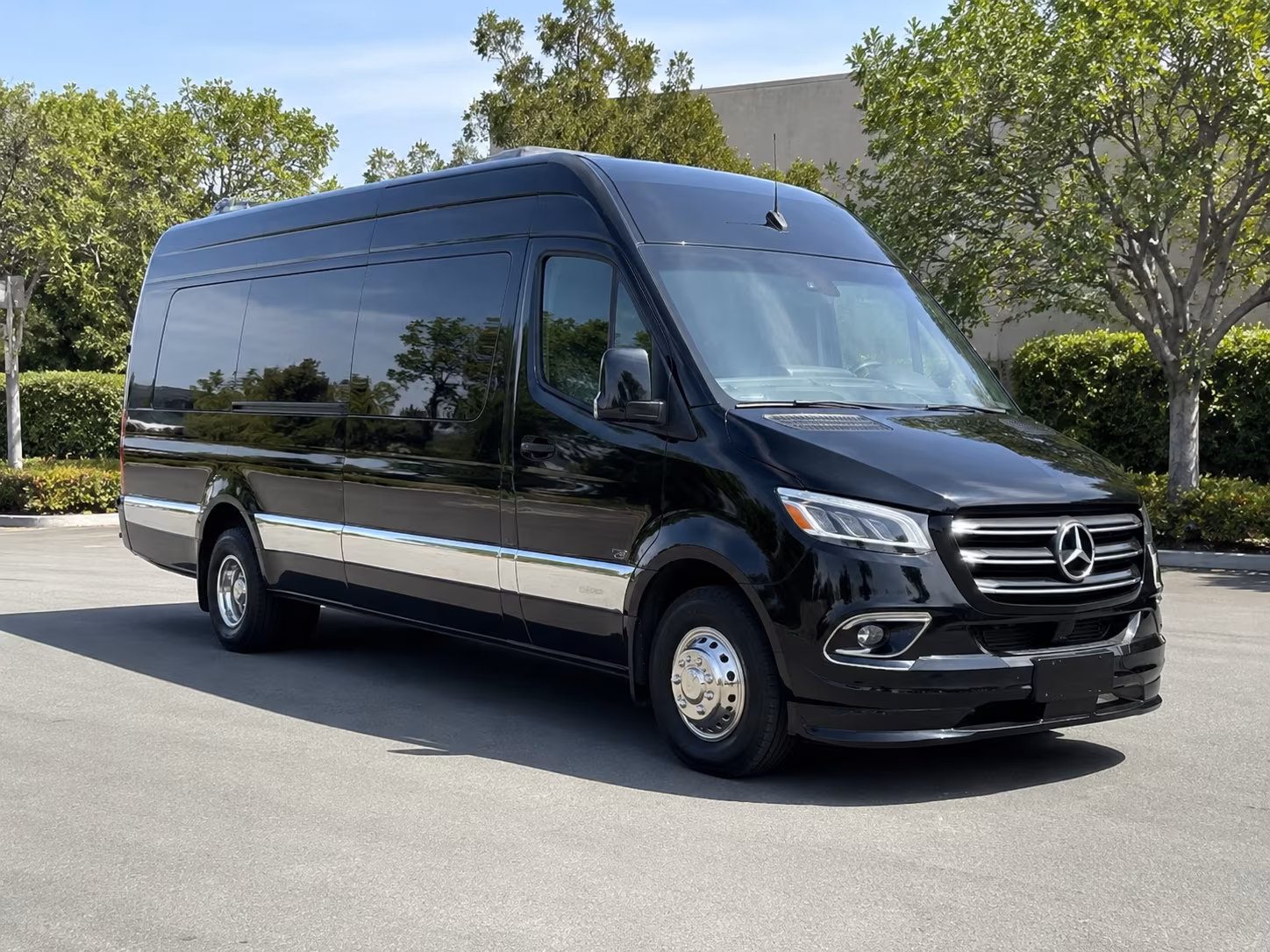 find the perfect transportation for your next wedding 2